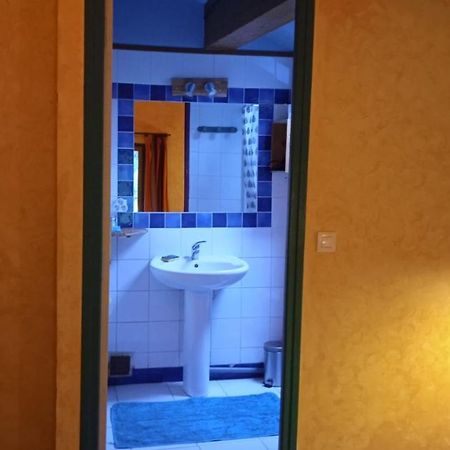 Bed and Breakfast Le Mas Franc Enveitg Екстер'єр фото