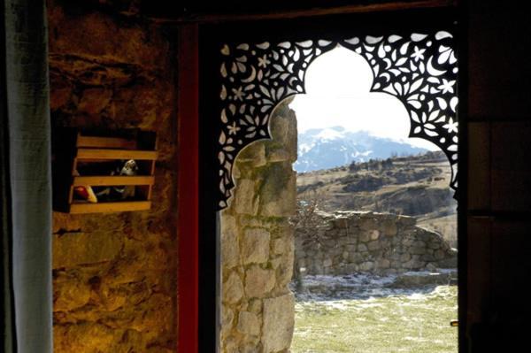 Bed and Breakfast Le Mas Franc Enveitg Екстер'єр фото